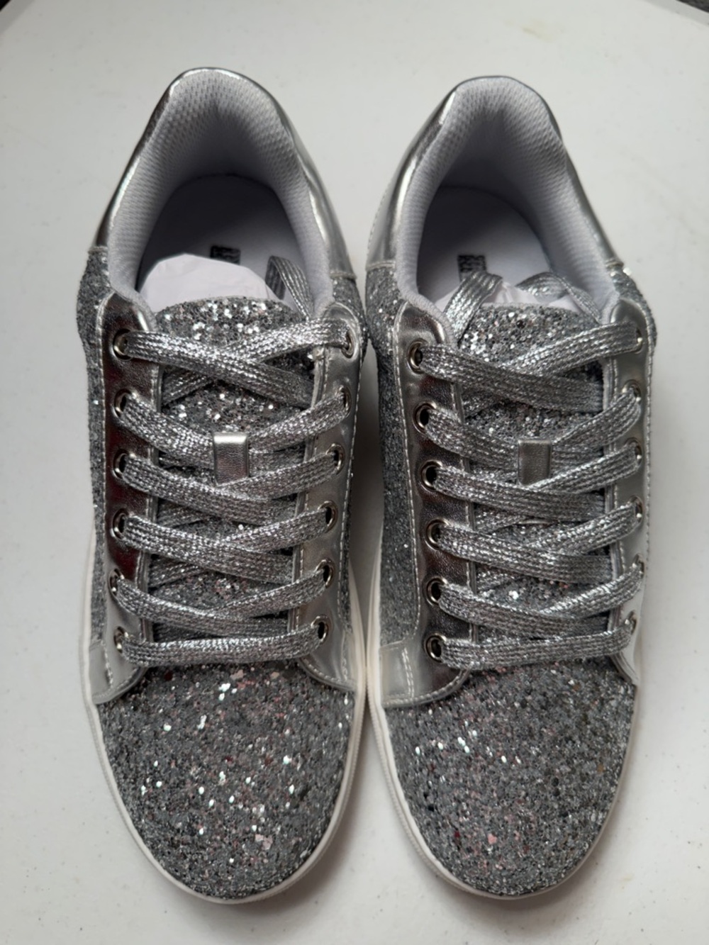 IDIFU Silver Glitter Platform Lace-Up Women's Sneakers